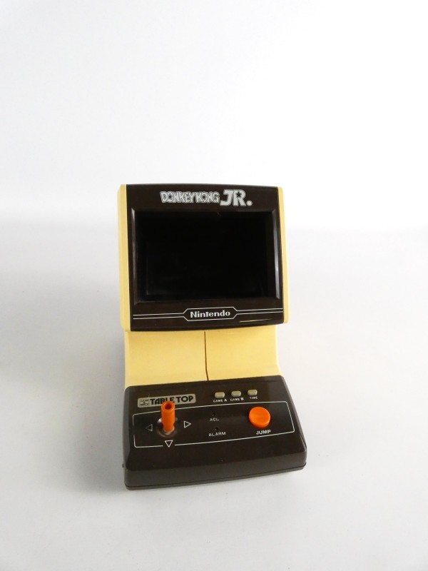 Nintendo Donkey Kong Jr. – Tabletop Game & Watch (1983)