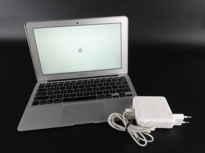 Apple MacBook Air 11" (begin 2014) – Core i5 1,4 GHz