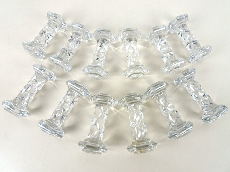 12 Kristallen bestekhouders