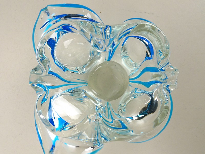 Helder/blauw glazen asbak