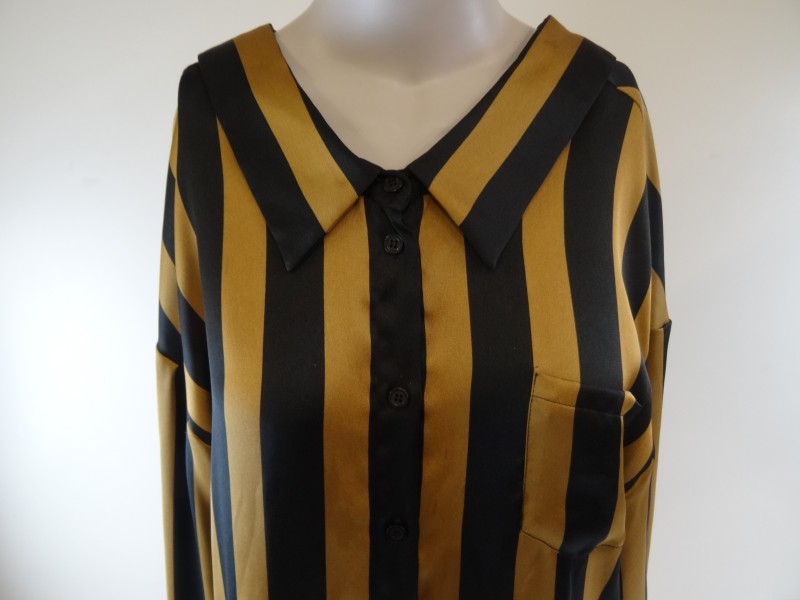 Ruimvallende blouse By Marlene Birger mt 34 - Kringwinkel