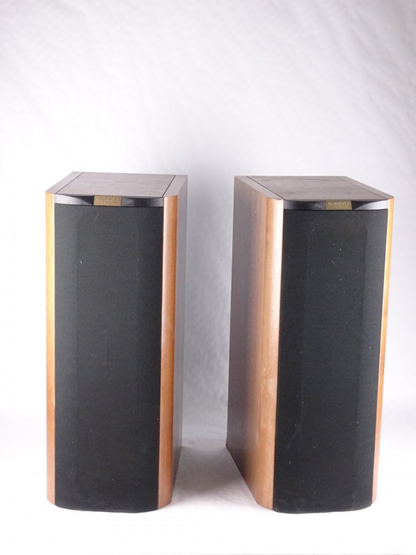 Altan Quadral phonologue Gold speakers. 100W.