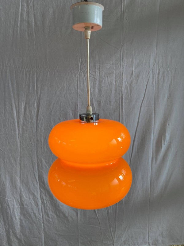 moord Potentieel Uitbeelding Vintage oranje lamp uit glas - De Kringwinkel