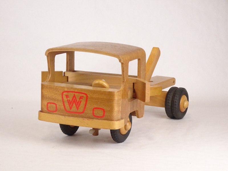 houten speelgoed gemerkt Friedrich Frobel Werdau. (DDR Duitsland) - Kringwinkel