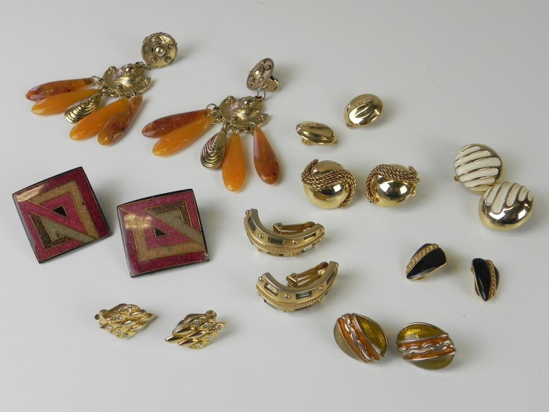 Juwelen vintage oorclips  in lot