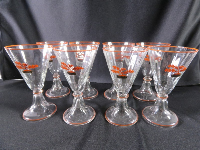Vintage glazenset in geribbeld glas (8 stuks)