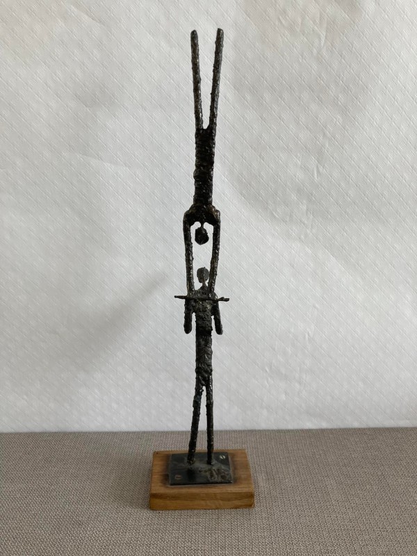 Bronzen beeld van 2 acrobaten