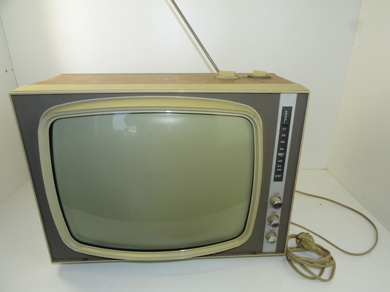 FE 103P Telefunken Duitsland, Draagbare Televisie, 1964