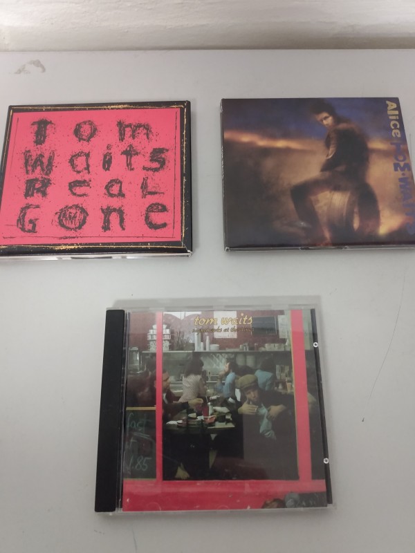 Set CD's Tom Waits
