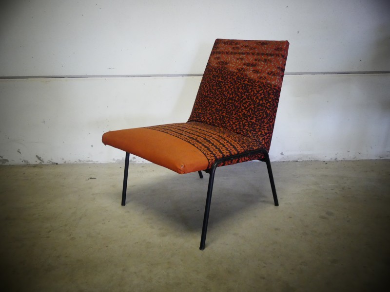 ROBERT fauteuil van Pierre Guariche voor Meurop